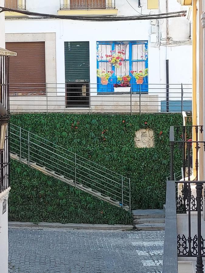 Apartamento La Muralla Baena Eksteriør billede